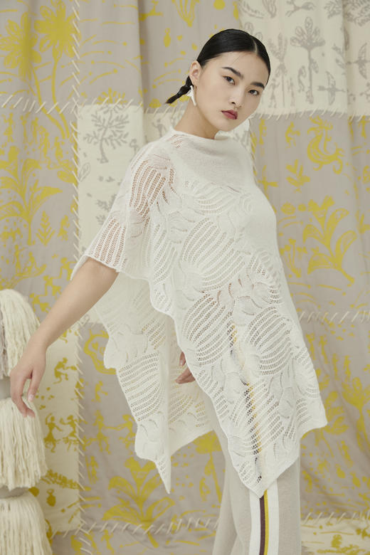 镂空花针织斗篷披肩 SJS94P121K 商品图2