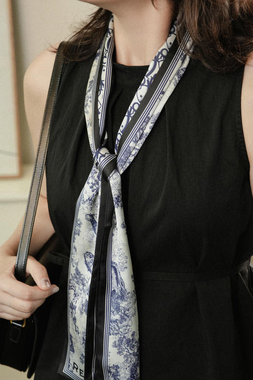 RetroChic品牌定制丝巾（款式随机） 商品图7