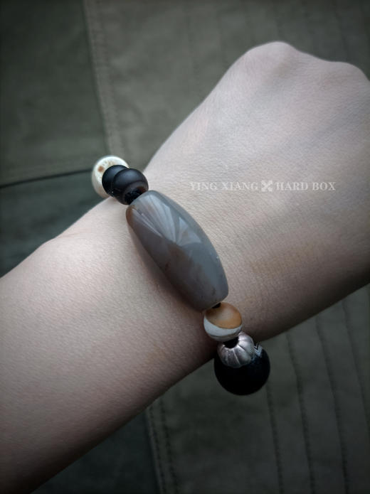 原创【风格～孤品手作】玛瑙琉璃手链｜非7日无理由退换货 商品图4