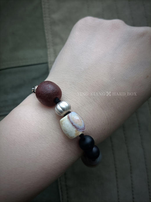 原创【风格～孤品手作】玛瑙琉璃手链｜非7日无理由退换货 商品图6
