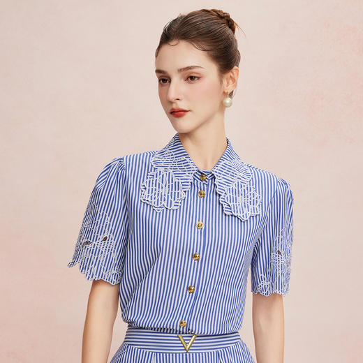 QF262斯尔丽25新款立体刺绣花朵领宽松显瘦上衣搭收腰半裙时尚套装 商品图4