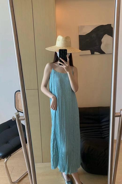 Le Malene 简约气质褶皱肌理感吊带连衣裙 20663 商品图1