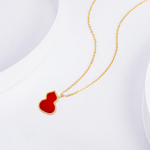 YSMZ02295 鸣钻国际 18K玫瑰金吊坠 彩金葫芦玛瑙锁骨项链吊坠女 商品图1