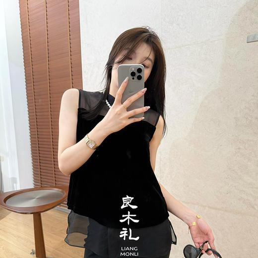【预售7天】良木礼丝绒无袖上衣（732344） 商品图0