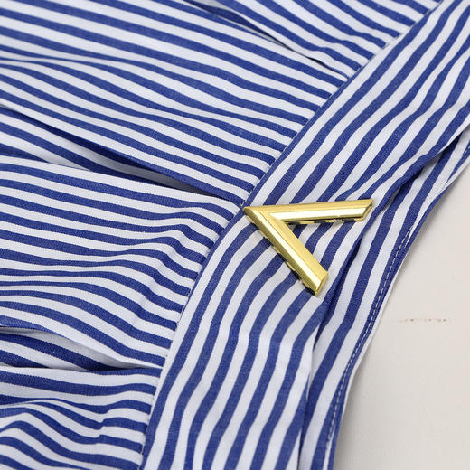 QF262斯尔丽25新款立体刺绣花朵领宽松显瘦上衣搭收腰半裙时尚套装 商品图7