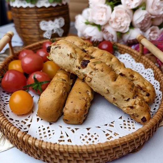 新疆坚果面包棒 | 无油低糖 即食全谷物代餐 蜂蜜牛奶和面三揉三醒工艺 精选7种新疆干果 锁鲜便携健身零食 商品图4