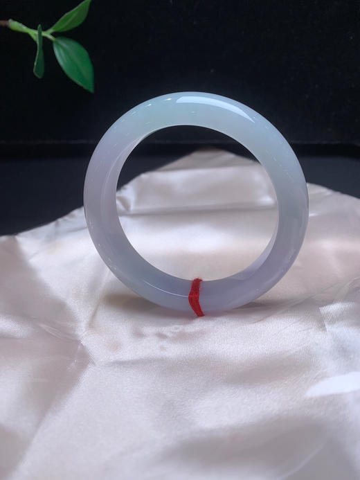 620331，52.6淡紫罗兰手镯，清新秀气，底妆超细，一节淡紫一节带浅绿色 商品图1