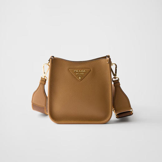 PRADA 普拉达 女士金属刻字徽标皮革迷你单肩包 棕色 1BH191 2DKV F03V8 7NO 商品图0