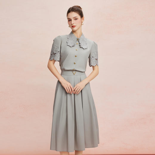 QF261斯尔丽25新款立体刺绣花朵领宽松显瘦上衣搭收腰半裙套装 商品图5
