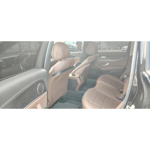 奔驰 E级 改款 E200L运动型【长租-北京】 商品图6
