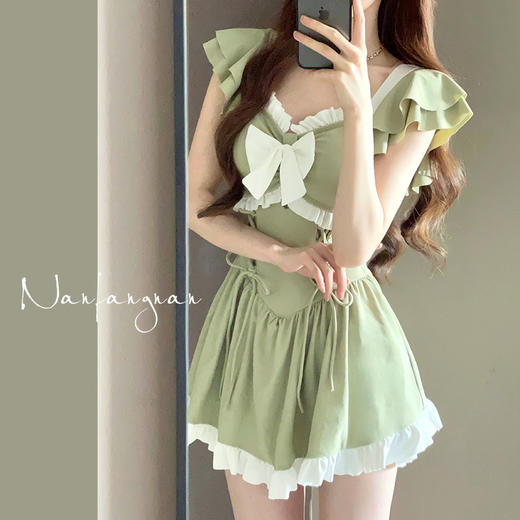 泳衣女连体夏季新款保守遮肚甜美牛油果裙式平角感游泳衣 商品图1