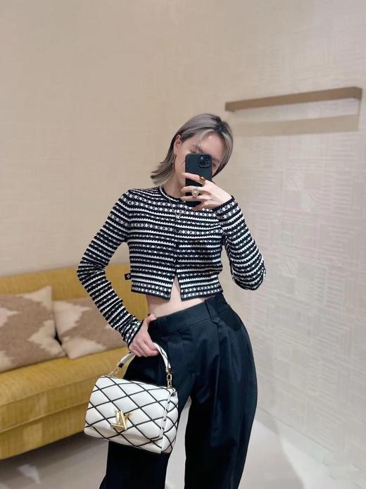 驴家新款钩花条纹开衫（TM） 商品图1