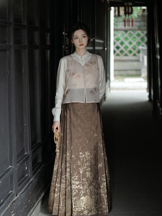 【重回汉唐潇湘子】正品原创改良竖领对襟马面裙套装明制汉服女装 商品图2