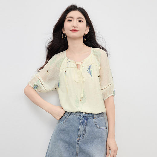 熙世界莱赛尔植物刺绣衬衫女夏日薄款高级感复古天丝小衫2025新款 商品图4