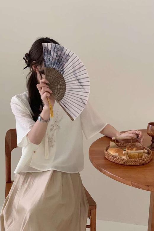 ELLA JADE 素雅中式刺绣不规则套装裙 20687 商品图3