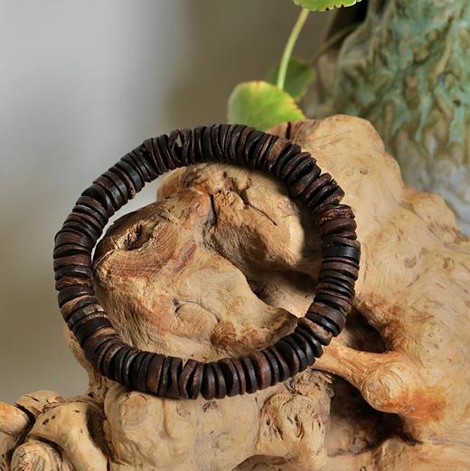 沉淀一段岁月 收获一缕醇香 木中圣物沉香手串/吊坠/耳饰 商品图2