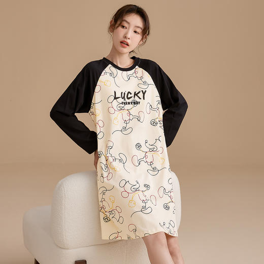 康妮雅女式长袖睡裙 商品图3