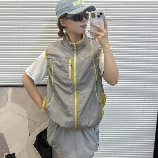 层次感密码！2025夏季男女户外山系拼色马甲/轻量透气百搭坎肩！ 商品图2