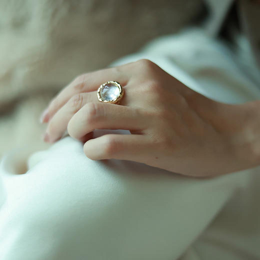 【金晨&侯佩岑&万妮达&郑合惠子&刘芳菲同款】Garden of Eden 伊甸园系列 | 弗洛拉水晶戒指 商品图1