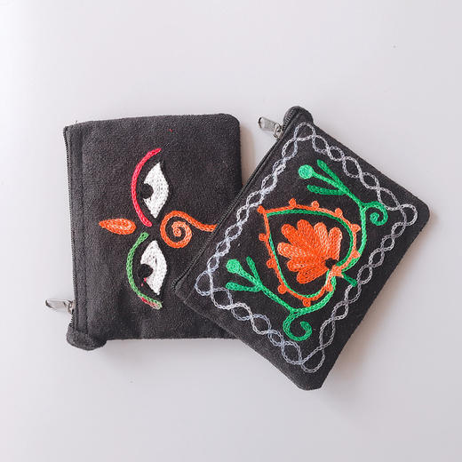 尼泊尔进口麂皮小零钱包女士民族风手拿包手工刺绣 商品图3