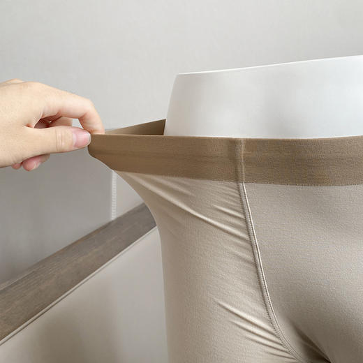 官网399！三条装内家同款80S莫代尔亲肤裸感无痕平角裤 轻薄透气桑蚕丝底裆男士内裤三条装 商品图3