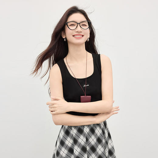 【周末秒杀】熙世界U领吊带背心女夏季2025新款通勤百搭弹力显瘦内搭外穿上衣 商品图4