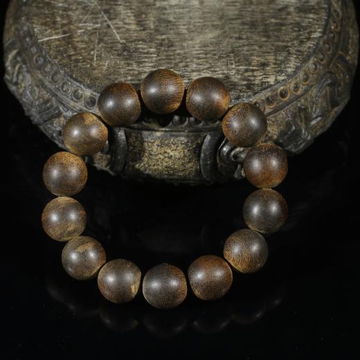 BC.ZT6.25-5   正区文莱软丝沉水(手串) ，37.18g 商品图0