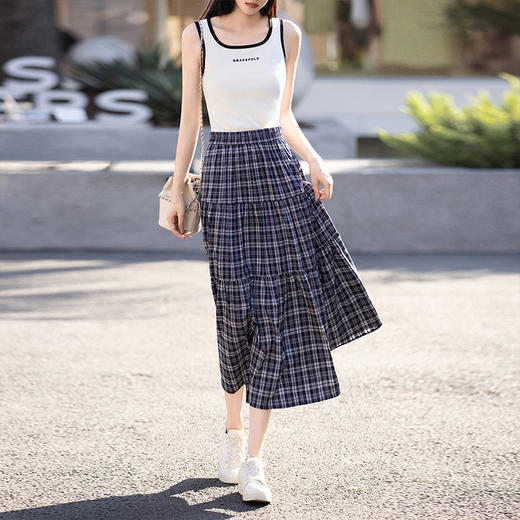 【专属特价】熙世界复古藏青格纹半身裙女夏装新款高腰显瘦格子长裙a字蛋糕裙 商品图2