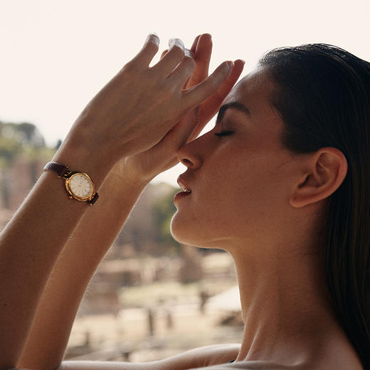 【赵露丝同款】Retro Chic 梵蒂冈系列小圆表 商品图4