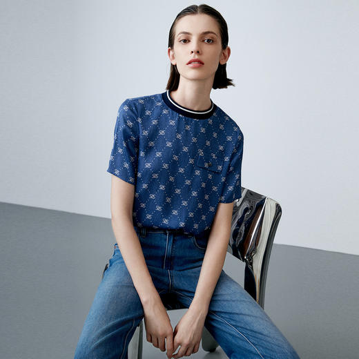 EITIE爱特爱夏季新款修身显瘦百搭印花小上衣7813519 商品图3