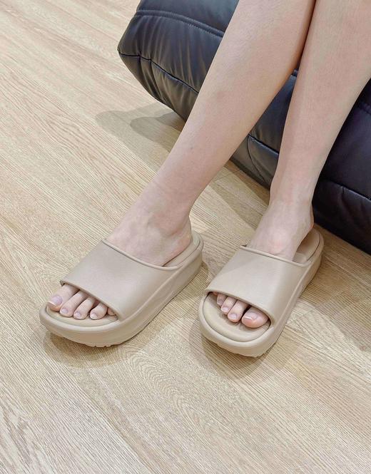 男女同款出口内销单Wild*Q弹厚底云端感一字拖鞋纯色系 商品图10