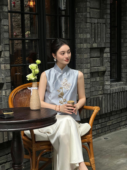 廷前观棠 | 清欢马甲 商品图3