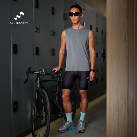 【好货清仓 立体透气孔 清爽无感】新奇天无痕切角城市户外速干背心-宽松版，码数偏大 商品图4