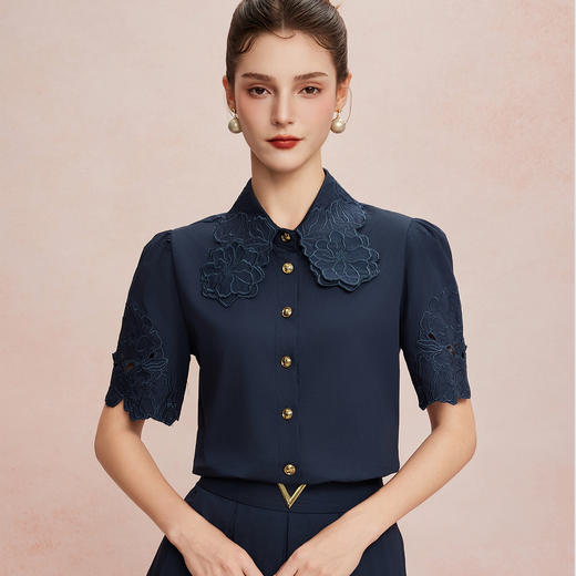 QF261斯尔丽25新款立体刺绣花朵领宽松显瘦上衣搭收腰半裙套装 商品图4