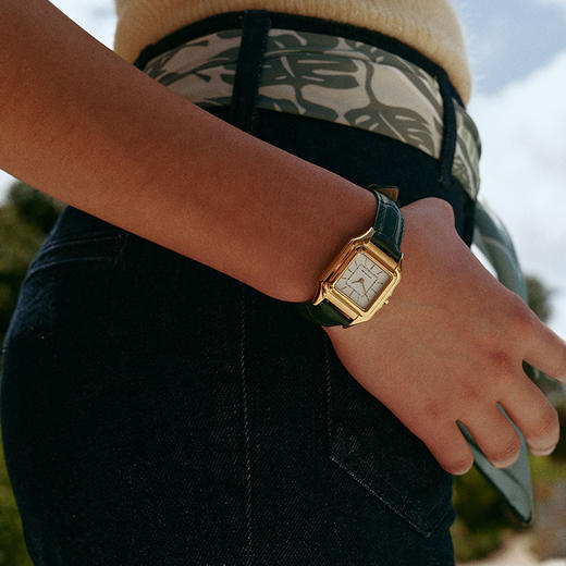 【赵露思同款】Retro Chic 梵蒂冈系列小方表 商品图5