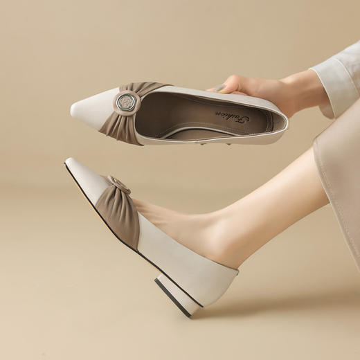 【预售5天】百搭单鞋浅口尖头米白色，低跟平底鞋洋气皮鞋YS&0315 商品图2
