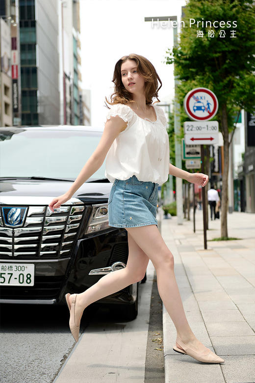 系带蝴蝶结小飞袖上衣 商品图1