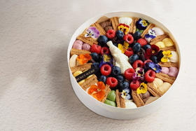 彼得兔圆月礼盒