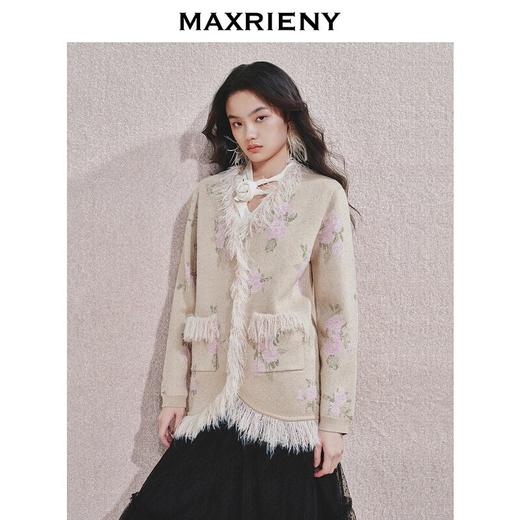 MAXRIENY 浪漫印花复古针织外套女慵懒感气质毛条珍珠扣24冬(货号:MF85JA751) 商品图0