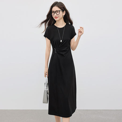 【专属特价】熙世界赫本风黑色t恤连衣裙女夏季2025新款小众设计收腰显瘦长裙 商品图2