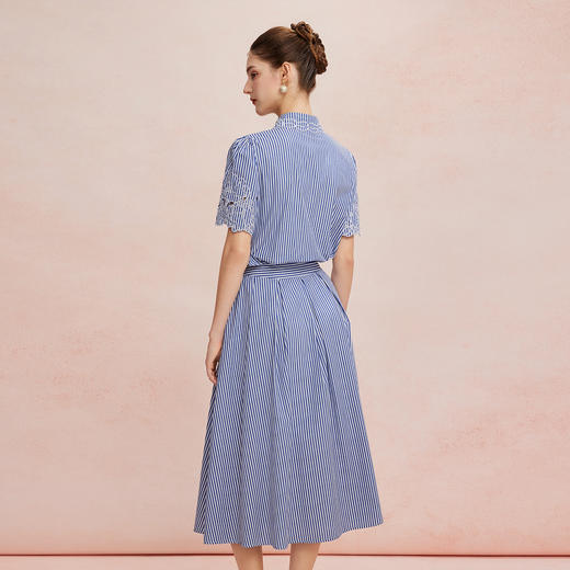 QF262斯尔丽25新款立体刺绣花朵领宽松显瘦上衣搭收腰半裙时尚套装 商品图1