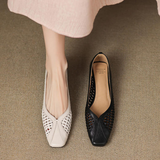 【预售5天】软羊皮编织粗跟凉鞋，镂空透气洞洞鞋法式方头低跟单鞋NGMZR&72-151 商品图1