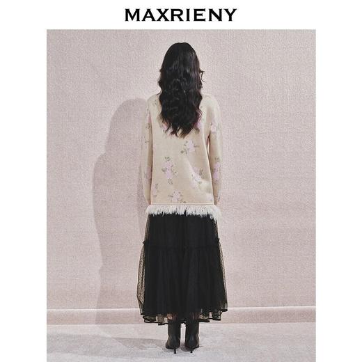 MAXRIENY 浪漫印花复古针织外套女慵懒感气质毛条珍珠扣24冬(货号:MF85JA751) 商品图3