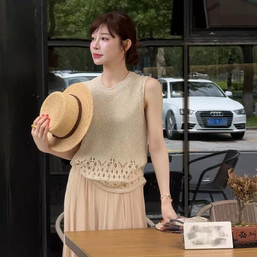 【预售7天】良木礼镂空针织背心（MC719） 商品图1