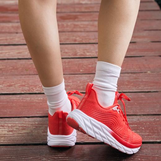 Trubody轻羽夜光跑鞋|第四代升级款，缓震回弹，暴走久站不累脚 商品图2