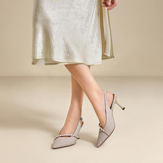 千百度珍珠带蕾丝面时装凉鞋女细高跟宴会包头凉鞋A25257783 商品图2