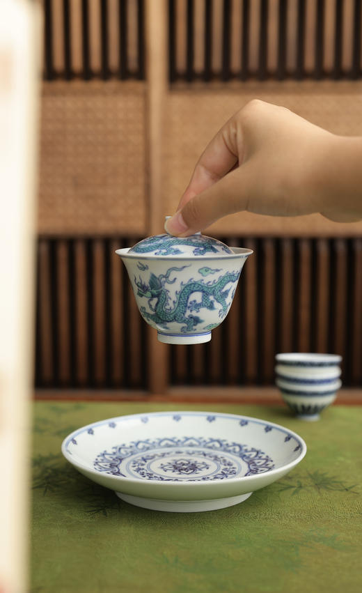 【朗瓷阁】斗彩绿龙二才盖碗满容约130cc 商品图2