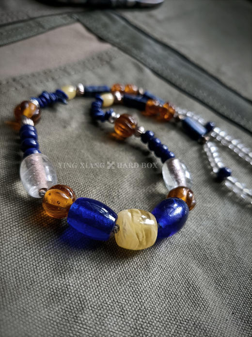 原创【风格～孤品手作】青金石蜜蜡老琉璃项链｜非7日无理由退换货 商品图4