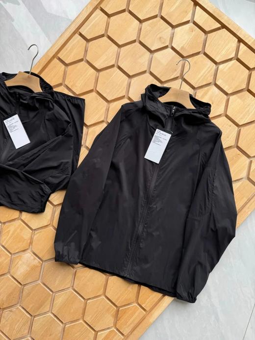 露露 Warp Light 男士运动外套皮肤衣 商品图2