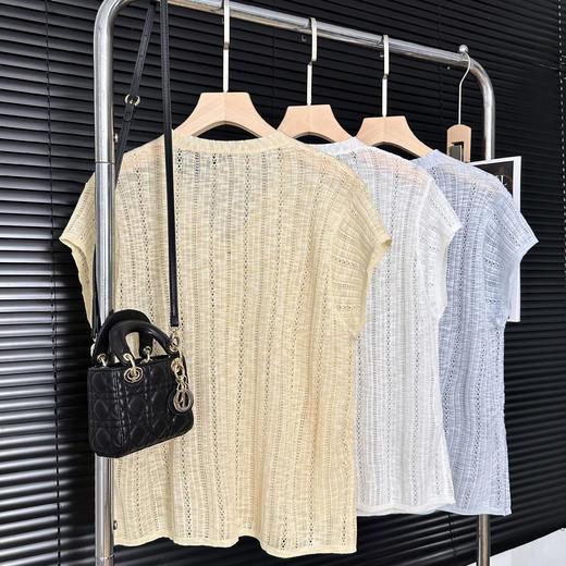 竹节麻小蛮腰V领小飞袖上衣 商品图14